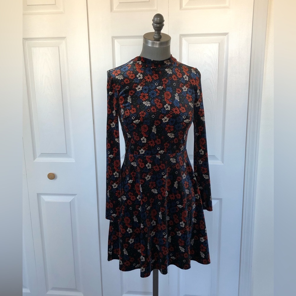 Topshop Velvet Floral Skater Dress, Size 4